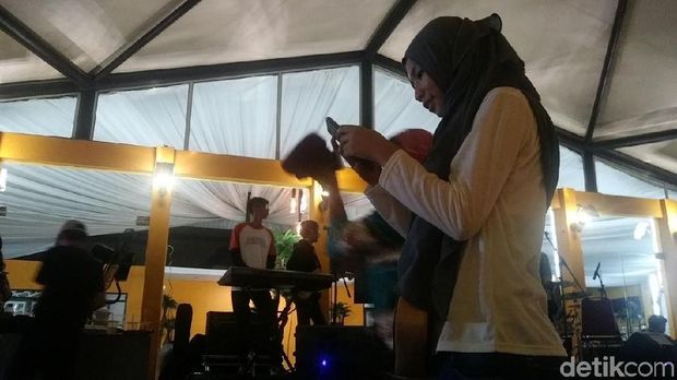 Wisman Sampai Traveler Lokal Ramaikan Tahun Baru di TMII
