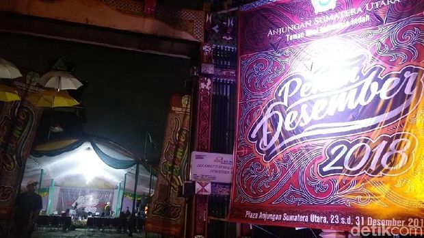 Anjungan Daerah TMII Bersolek Manjakan Pengunjung di Malam Tahun Baru