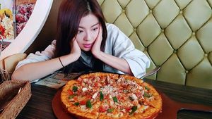 Lee Sun Bin, Pacar Baru Lee Kwang Soo yang Doyan Pizza dan Tteokbokki