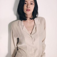 Setelah bertemu di lokasi syuting, keduanya pun dikabarkan mulai berteman baik. Dan lima bulan lalu pasangan artis Korea ini memutuskan untuk meresmikan hubungan romantis tersebut. Dilansir Soompi, sebelum mengonfirmasi hubungan mereka, Lee Sun Bin sudah sering terlihat menemani Lee Kwang Soo ke berbagai acara dan diperkenalkan sebagai pacar. Foto: Instagram @sunbin_eyesmag