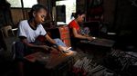 Yuk, Lihat Proses Pembuatan Kembang Api di Filipina