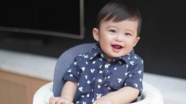 Selamat Ultah Raphael Anak  Sandra  Dewi  yang Menggemaskan