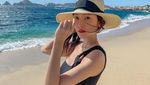 Manis Banget! 10 Momen Jessica Jung Afternoon Tea hingga Cicip Pizza