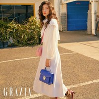 Punya wajah cantik, Lee Sun Bin cukup sering tampil di sampul majalah. Begini gayanya saat jadi model pemotretan. Foto: Instagram @sunbin_eyesmag