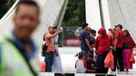 Libur Akhir Tahun, TMII Ramai Dikunjungi Warga