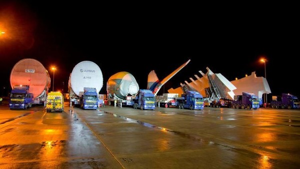 Sejak pengiriman pertamanya ke Singapore Airlines pada 2007, lebih dari 200 pesawat A380 diluncurkan dari Toulouse dengan lebih dari 100 pesawat digunakan maskapai Emirates (Airbus/CNN Travel) Sejak pengiriman pertamanya ke Singapore Airlines pada 2007, lebih dari 200 pesawat A380 diluncurkan dari Toulouse dengan lebih dari 100 pesawat digunakan maskapai Emirates (Airbus/CNN Travel)