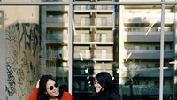 Kompak banget ya? Ini Gya saat ngopi bareng sahabatnya. Ternyata resep awet sahabatan mereka karena selalu jujur kalau tak suka dengan sikap satu sama lain. Foto: Instagram gyaps