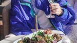 Roy Ricardo Rapper yang Doyan Banget Steak dan Kentang Goreng