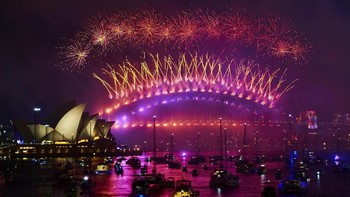 Kembang api di Sydney, Australia. Foto: Brett Hemmings/Getty Images