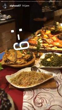 Tiram hingga Tumis Kangkung Jadi Menu Pesta Tahun Baru Maia Estianty di Bali