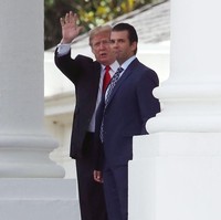 Donald Trump Jr.  menjadi salah satu figur publik yang merayakan ulang tahunnya di malam tahun baru. Sehari sebelum 2019, putra pertama Presiden Amerka Serikat Donald Trump ini berulang tahun ke-41. Foto: Dok. Getty Images