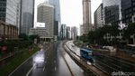 Hari Pertama 2019, Jakarta Diguyur Hujan Lalin Lengang