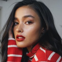 Aktris dan model asal Filipina, Liza Soberano, turun dari posisi pertama di 2017, dan kini urutan keempat. Wanita berusia 20 tahun ini sudah membintangi sejumlah serial TV di Filipina. Foto: Dok. Instagram