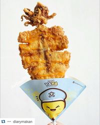 Sore Ini Enaknya Ngemil Cumi Goreng Utuh yang Renyah di Tempat Ini