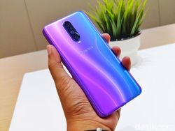 Unboxing Oppo R17 Pro, Menawan dari Berbagai Sisi