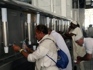 Air Zamzam Tak Pernah Habis meski Diambil Jutaan Jemaah, Ini Penjelasannya