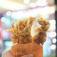 Sore Ini Enaknya Ngemil Cumi Goreng Utuh yang Renyah di Tempat Ini