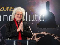 Petualangan New Horizons, Pesawat yang Capai Dunia Lain