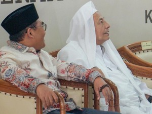 Penjelasan Lengkap Habib Luthfi bin Yahya soal NKRI Sudah Syariah