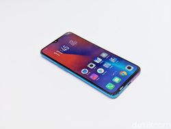 Unboxing Oppo R17 Pro, Menawan dari Berbagai Sisi