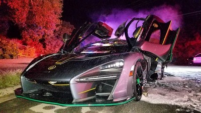 Baru Dibeli, McLaren Ini Sudah Terbakar