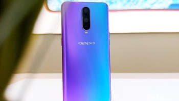 Dengan teknologi Super VOOC, dibutuhkan hanya 35 menit untuk terisi penuh. Foto: Adi Fida Rahman/detikINET
