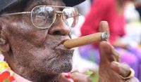 Berusia 112 Tahun, Veteran Ini Gemar Konsumsi Makanan Manis Hingga Rokok
