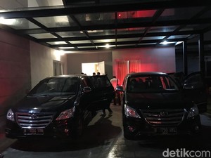 Geledah Rumah Pejabat PUPR Penerima Suap SPAM, KPK Angkut 1 Koper