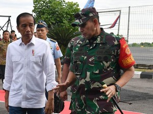Jokowi Tinjau Lokasi Terdampak Tsunami Selat Sunda di Lampung