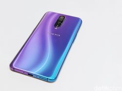 Unboxing Oppo R17 Pro, Menawan dari Berbagai Sisi