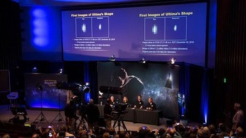 Kemarin malam, pesawat antariksa Amerika Serikat, New Horizons, melangsungkan eksplorasi terjauh dalam sejarah umat manusia dan melakukannya dengan spektakuler, klaim Alan Stern, Principal Investigator New Horizons. Foto: Getty Images