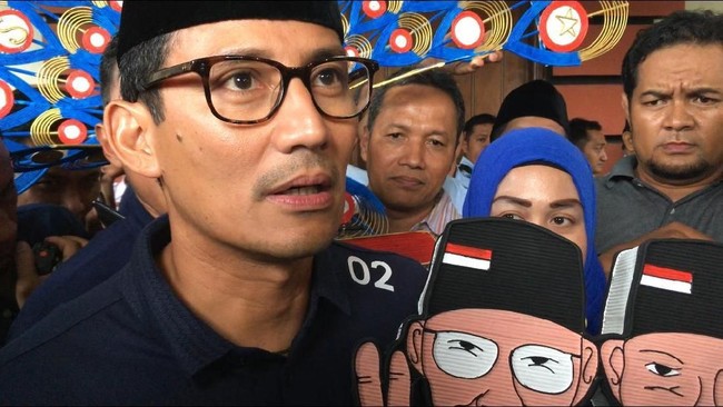 Prabowo Sebut Orang RI Tanggung Utang Rp 9 Juta, Versi Sandi Rp 13 Juta