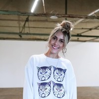 Dina Tokio merangkum semua komentar netizen dalam video berjudul The Bad, The Worse, and The Uglu. Namun, Dina tidak memberikan sedikitpun komentar terhadap kata-kata pedas netizen itu. Foto: Instagram/DinaTokio