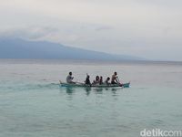 Tempat Wisata di Ambon, Ada Pantai Akipai yang Cantik!