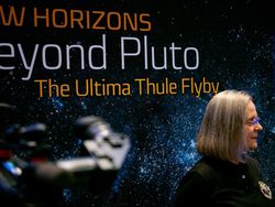 Petualangan New Horizons, Pesawat yang Capai Dunia Lain
