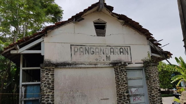 Naik Kereta ke Pangandaran Disambung Bus dari Stasiun Banjar