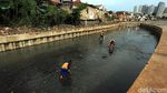 Pemandangan Kali Grogol Usai Dinormalisasi