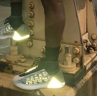 Kanye West’s adidas YEEZY Basketball Shoe. Sukses dengan sneakers kasual Yeezy 350, 500, 700, rapper Kanye West kabarnya bakal mengekspansi Yeezy ke ranah basket. Belum diketahui tanggal pasti kapan sneakers ini dirilis pada 2019. (Foto: Dok. Sneakernews)