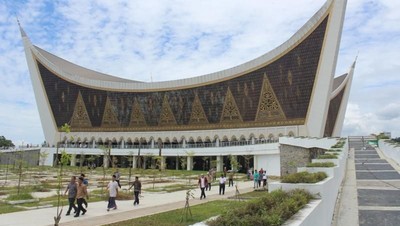 Foto: Masjid Tanpa Kubah yang Tahan Gempa