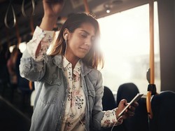 Ini Sebabnya Earphone Kabel Jadi Tren Lagi Meski Ada TWS