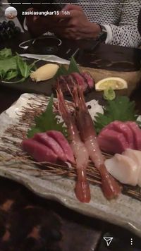Raffi Ahmad, Irwansyah dan Baim Wong Makan Malam di Gonpachi Nishiazabu