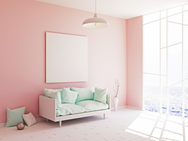 Millennial Pink memang sudah tak jadi Color of The Year di 2019. Tapi penggunaan warna pink, terutama salem pink akan banyak tahun ini. Bahkan pink lembut digadang-gadang akan menjadi warna netral baru di samping palet netral yang sudah ada seperti hitam, putih, abu-abu dan beige. Alasannya, karena pink merupakan warna paling Instagrammable dan bisa membuat foto apapun terlihat lebih cantik saat di-posting di Instagram. Foto: iStock