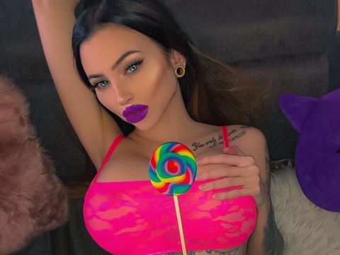 Perubahan Drastis Wanita Korban Bully, Penampilannya Kini Wow Banget