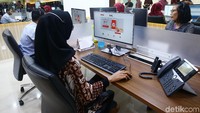 Layanan call center 198 ini mulai aktif per 2 Januari 2019. Pada hari pertama, ada 31 penelepon yang kebanyakan mengadu soal dugaan praktik korupsi.