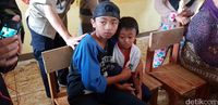Janji Ridwan Kamil dan Duka Nestapa Kakak-Adik Korban Longsor