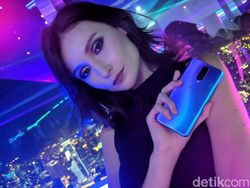 Pesona nan Menggoda si Cantik Oppo R17 Pro