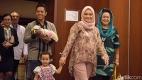 Sheza Idris dan sang suami, Surya Ibrahim saat ditemui di kawasan Pondok Indah, Jakarta Selatan pada Kamis (3/1). Pool/Noel/detikFoto.