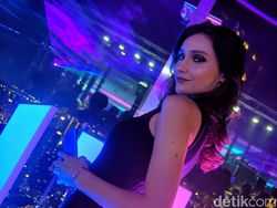 Pesona nan Menggoda si Cantik Oppo R17 Pro