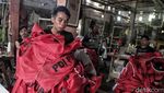 Berkah Perajin Bendera Partai di Tahun Politik
