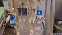 Selain jenis HD, terdapat mesin lain yang digunakan untuk proses cuci darah seperti HFR atau Hemofidiafiltration with Endogenous Reinfusion. (Foto: Khadijah Nur Azizah/detikHealth)  